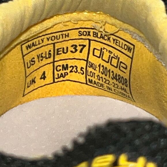 Youth Big Kids Hey Dude Wally Sox Black Yellow Slip On Loafers Size 5/6 - Picture 6 of 6